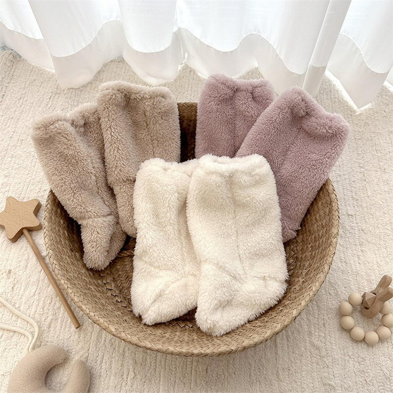 Calcetines cálidos de invierno - Winter Clothing For Toddlers reseña y precio