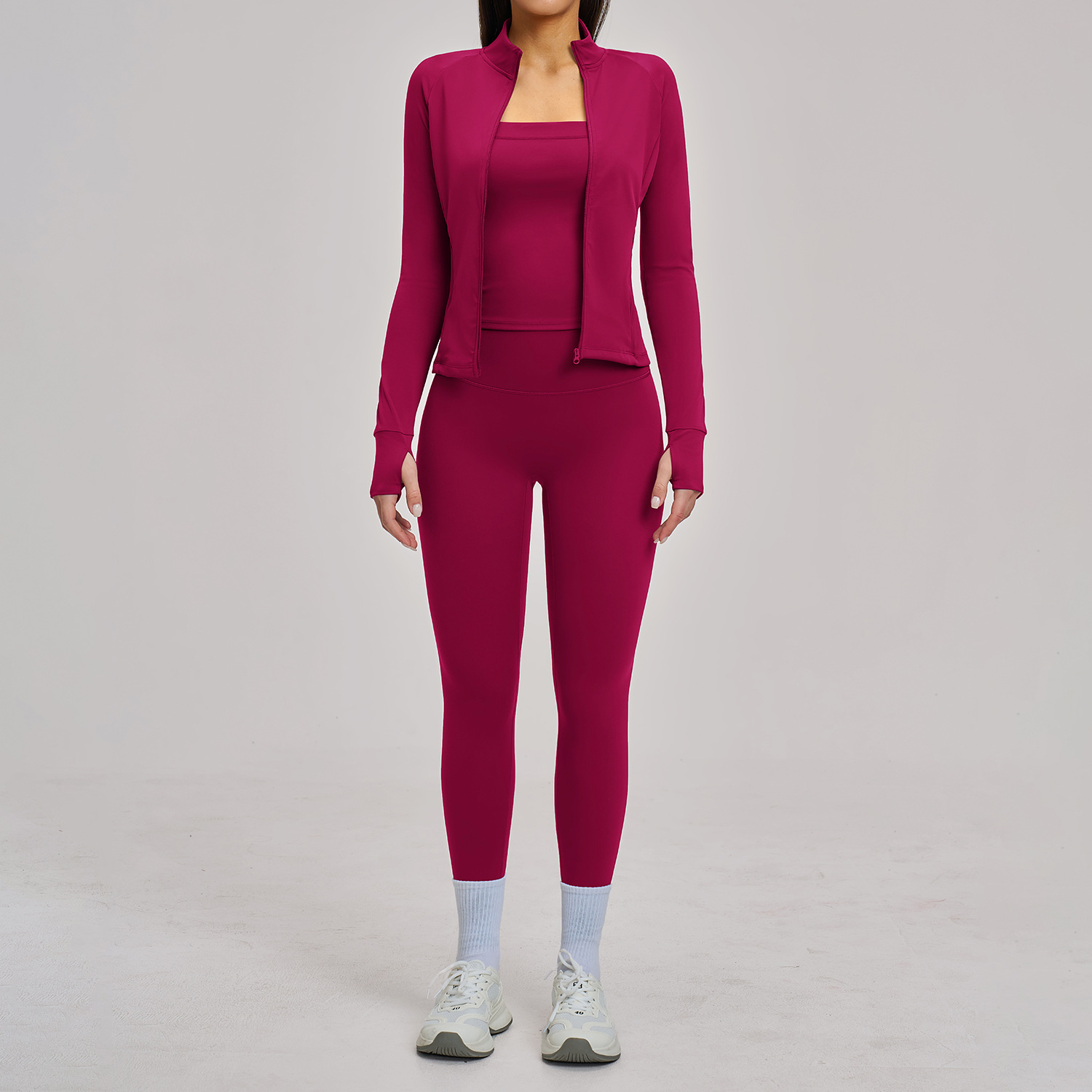 Conjunto Deportivo de 2/3 Piez - Winter Clothing Logos reseña y precio